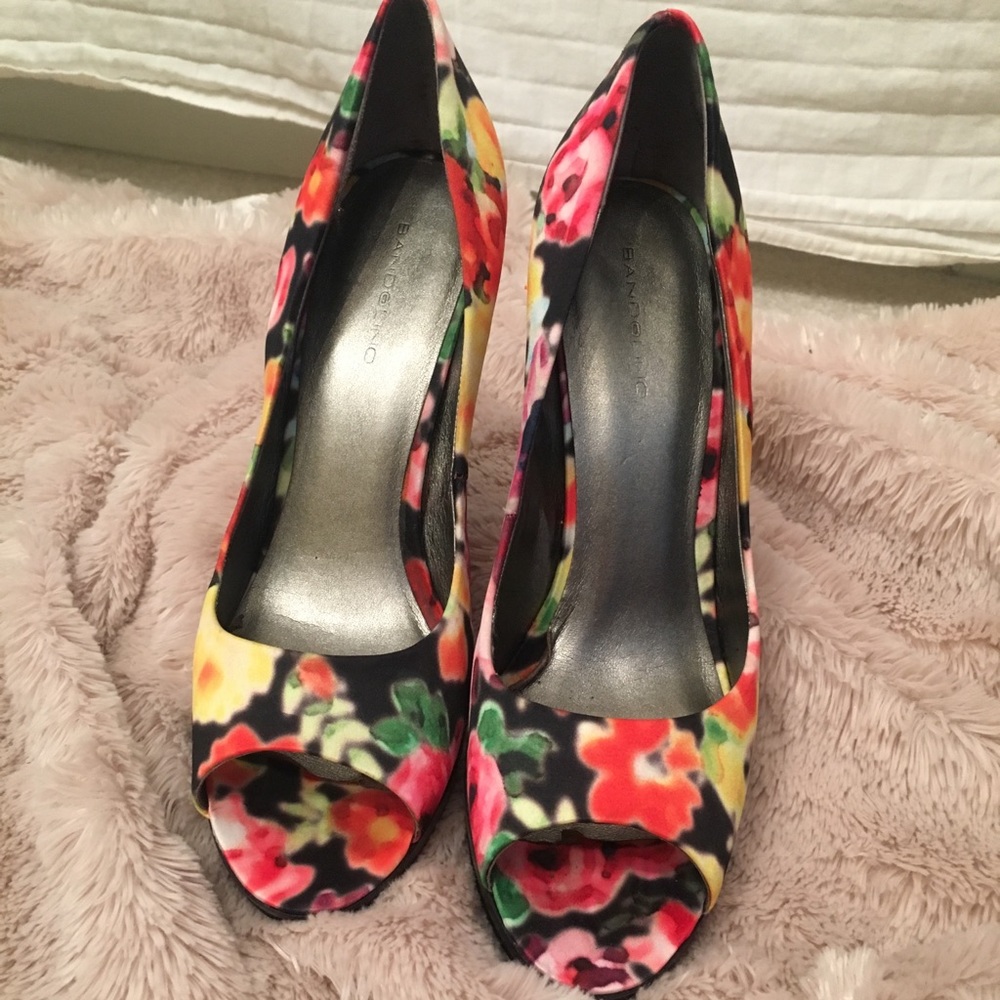 Bandolino Floral Shoes